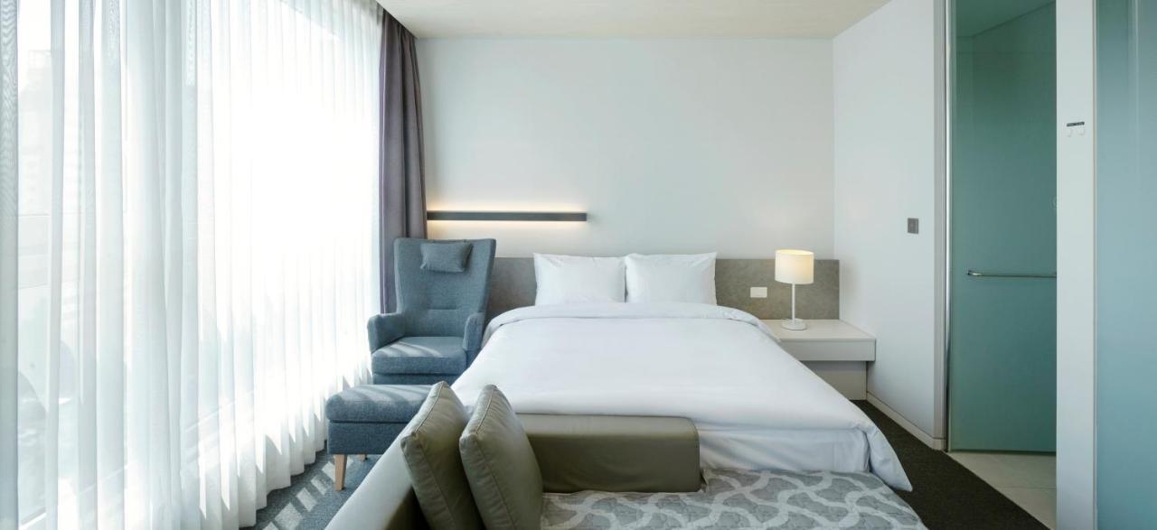 Grand City Hotel تَنوان المظهر الخارجي الصورة