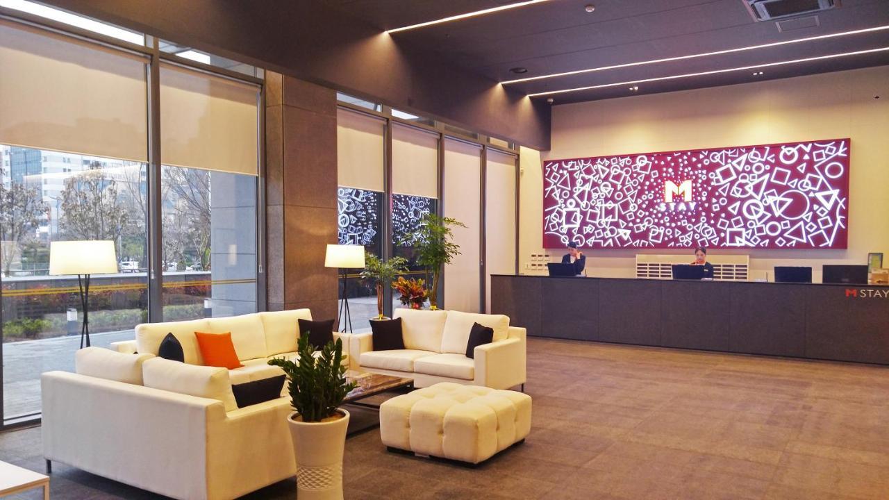 Grand City Hotel تَنوان المظهر الخارجي الصورة